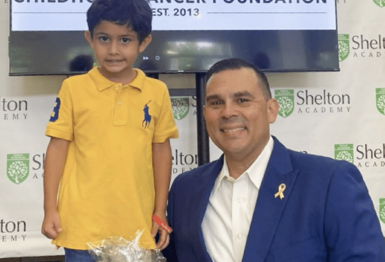 Shelton Gives Back